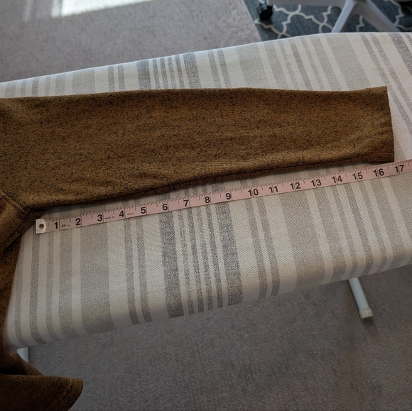 Eddie Bauer Heavy Hoodie - Mustard Brown Color (med but fits more like a small) - Picture 10 of 10